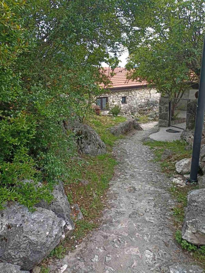 Feel The Karuch Villa Cetinje Exterior foto